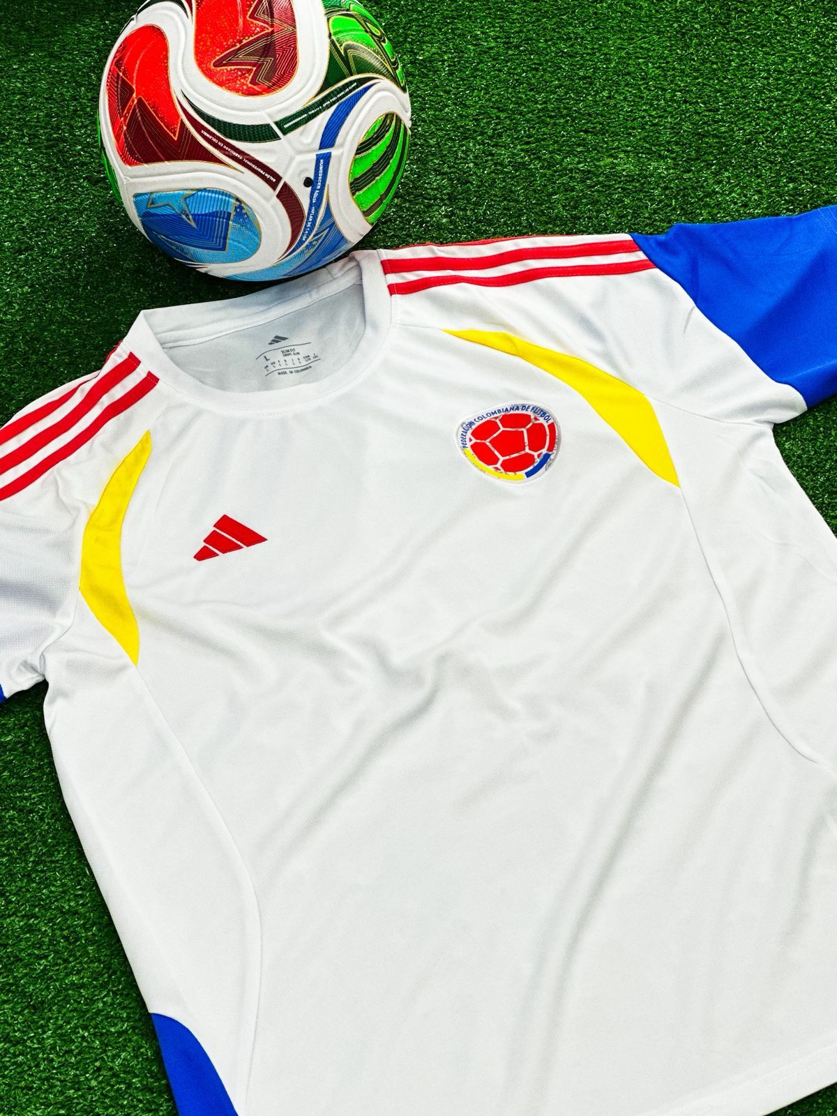 Camiseta Selección Colombia Entrenamiento ⚽ | Ligera y Transpirable