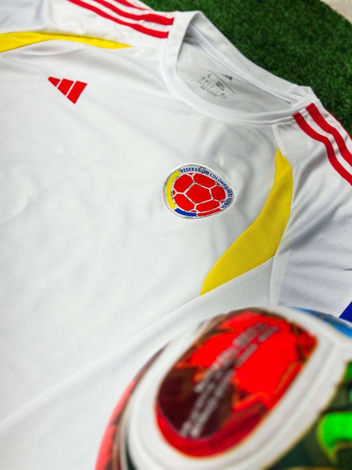 Camiseta Selección Colombia Entrenamiento ⚽ | Ligera y Transpirable