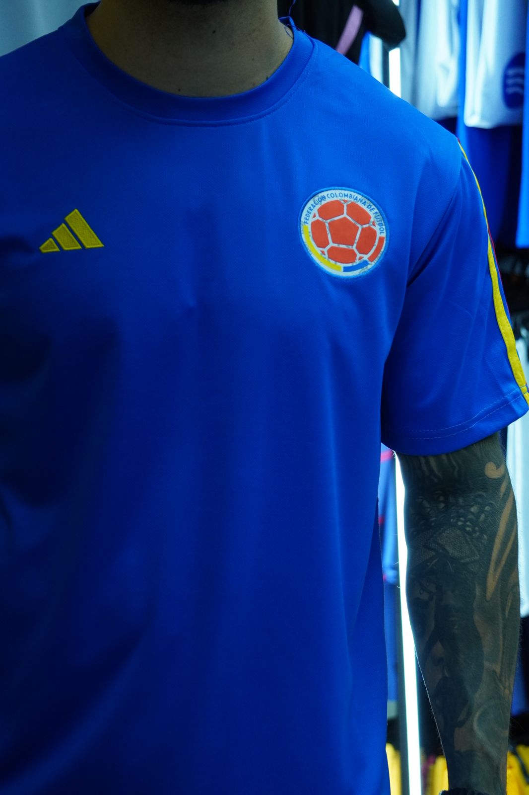 Camiseta Selección Colombia Entrenamiento ⚽ | Ligera y Transpirable